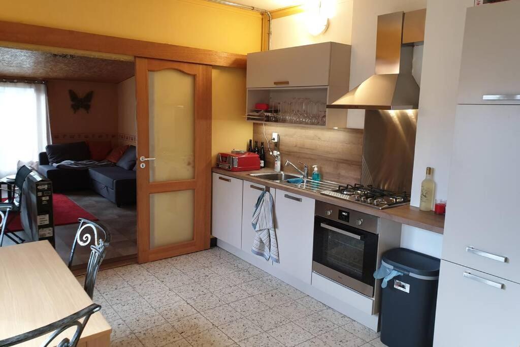 Apartmán Le Bord De Meuse Dinant Exteriér fotografie