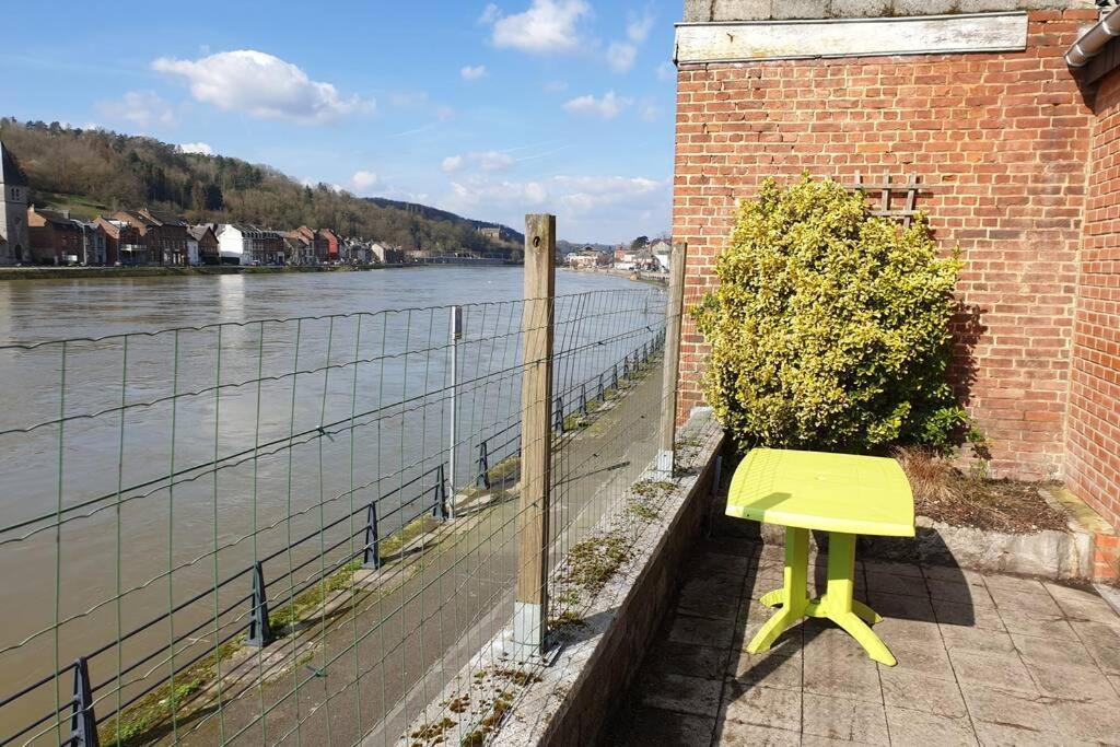 Apartmán Le Bord De Meuse Dinant Exteriér fotografie